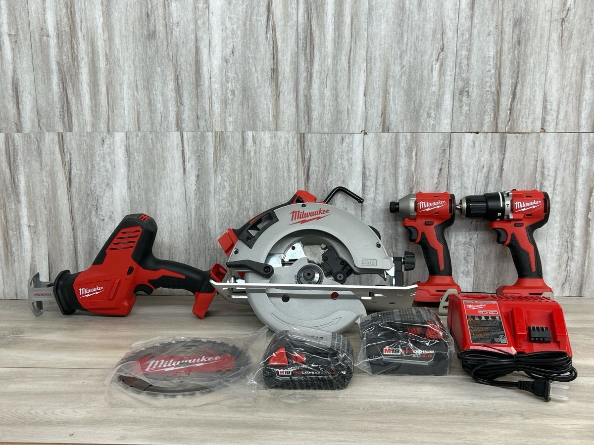 MILWAUKEE COMBO SET Impact, Hammer Drill & Saw (PO1020409) -Brand New