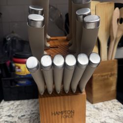 Kitchen knife set