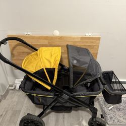 Evenflo Pivot Explore