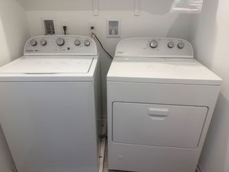 Whirpool washer and dryer