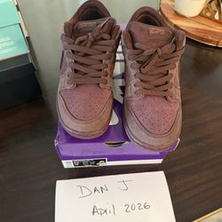 Nike Sb Dunk Low “city Of Love”