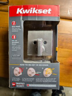 kwikset deadbolt. new in box never opened