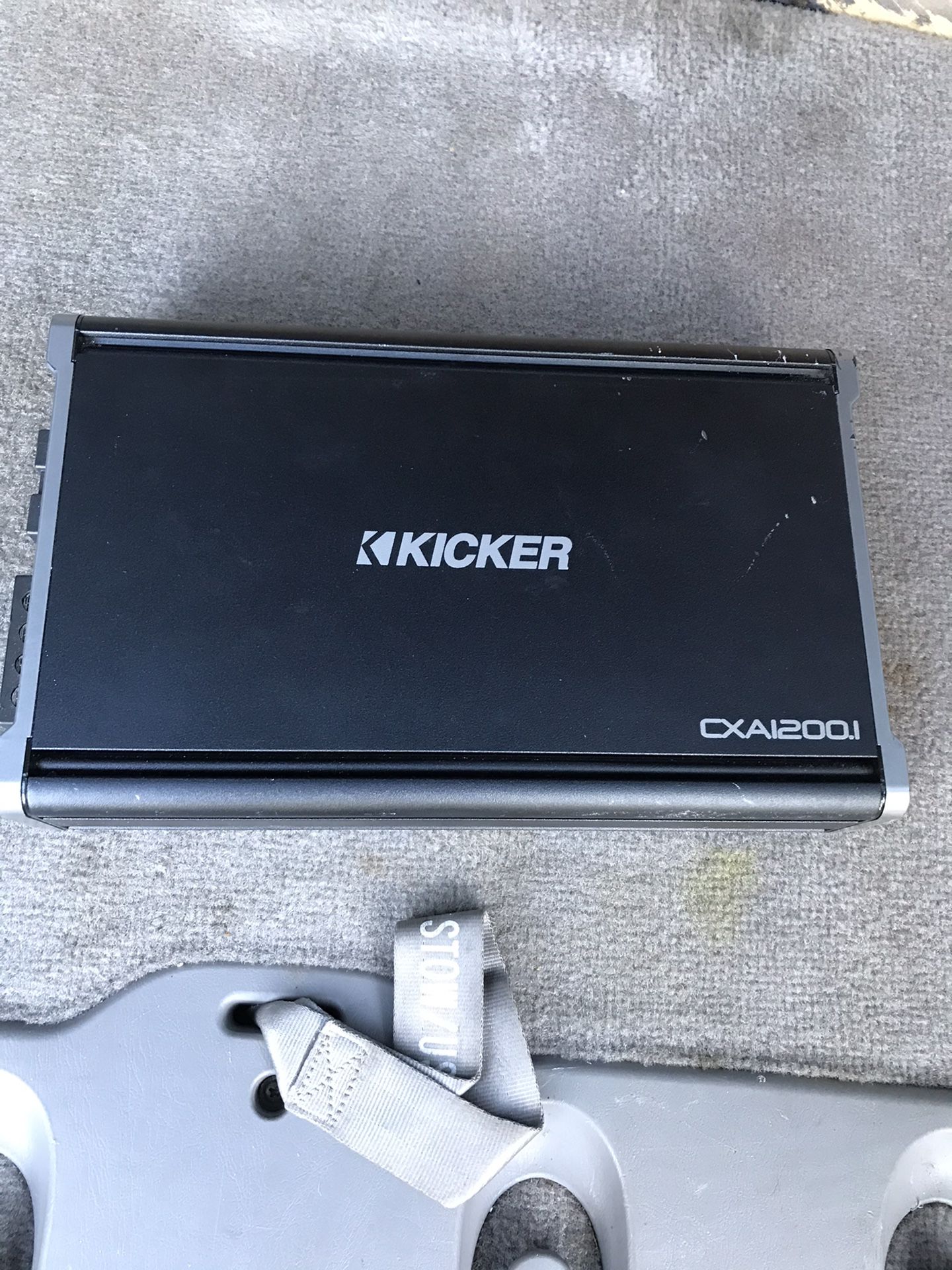 Kicker cxa1200.1