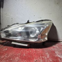 2013 2015 Nissan Altima Driver Oem Headlight 