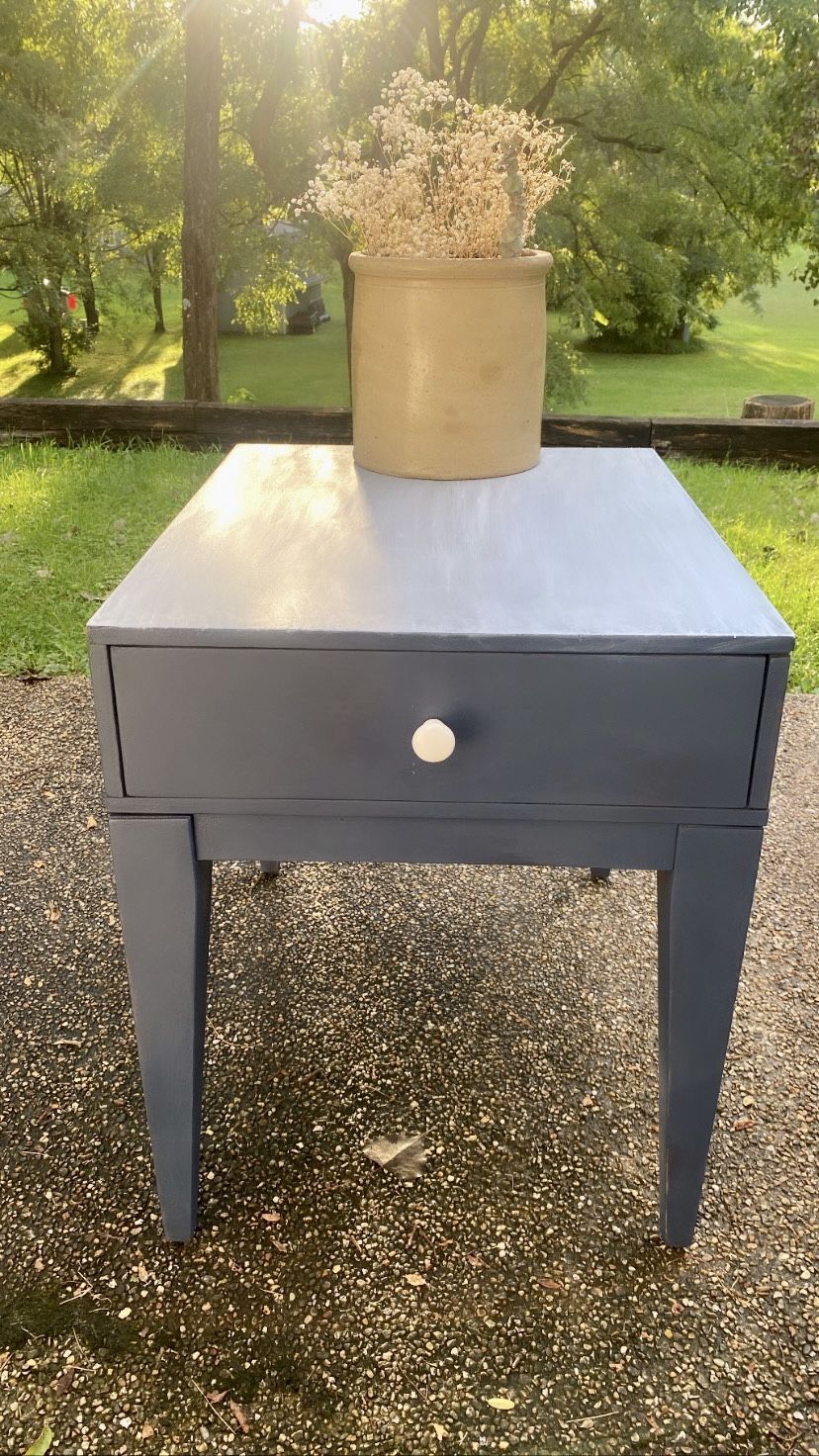 Beautiful Navy and Farmhouse End/Side Table