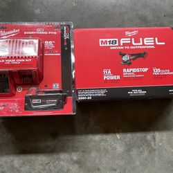 Milwaukee M18 Fuel 4 1/2-5in Grinder With Battery And Charger 