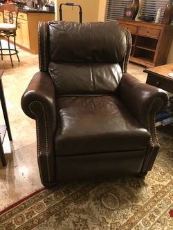 Stickley brand genuine leather electric recliner