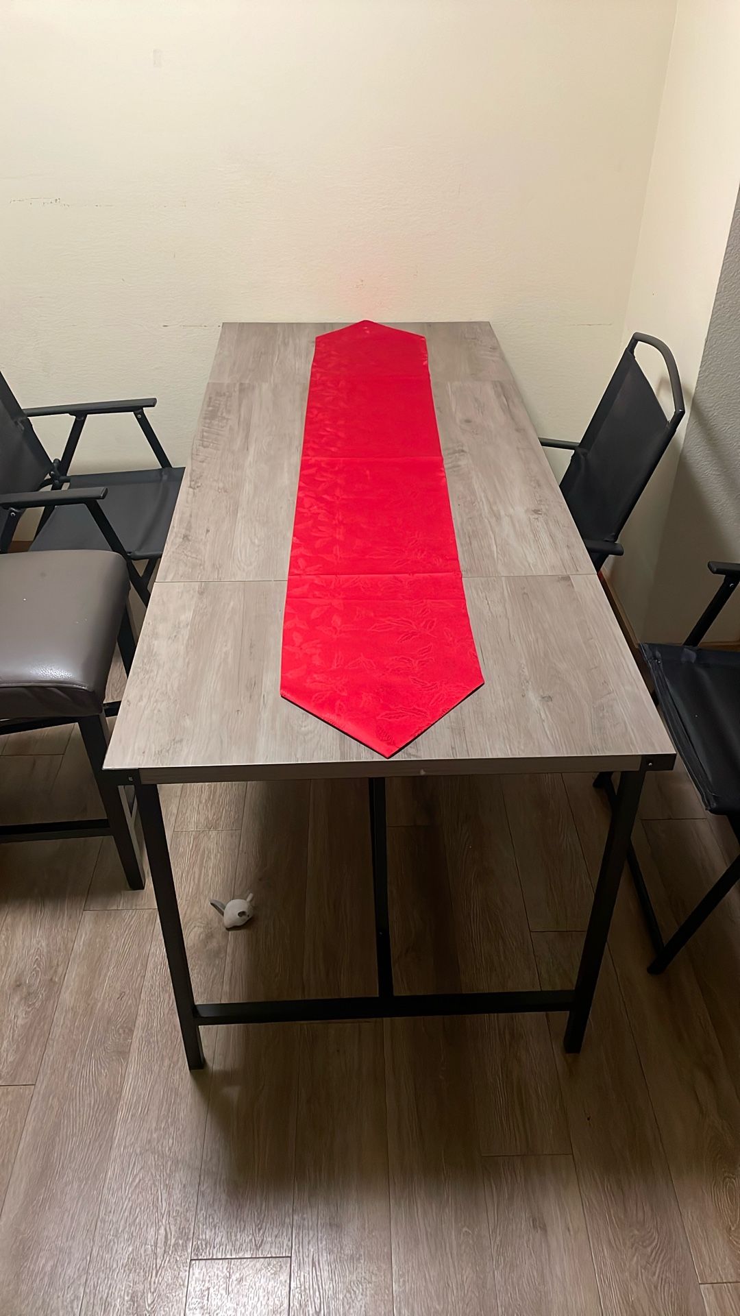 Dinning Room Table