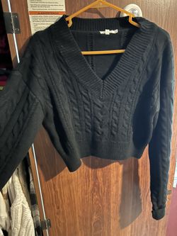 🖤 Black Crop Sweater 🖤