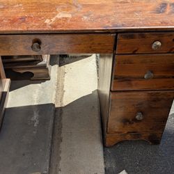 Lightweight Desk
