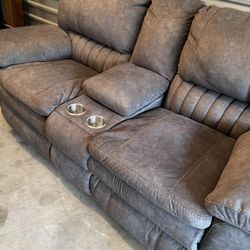Sofa Reclinable $275