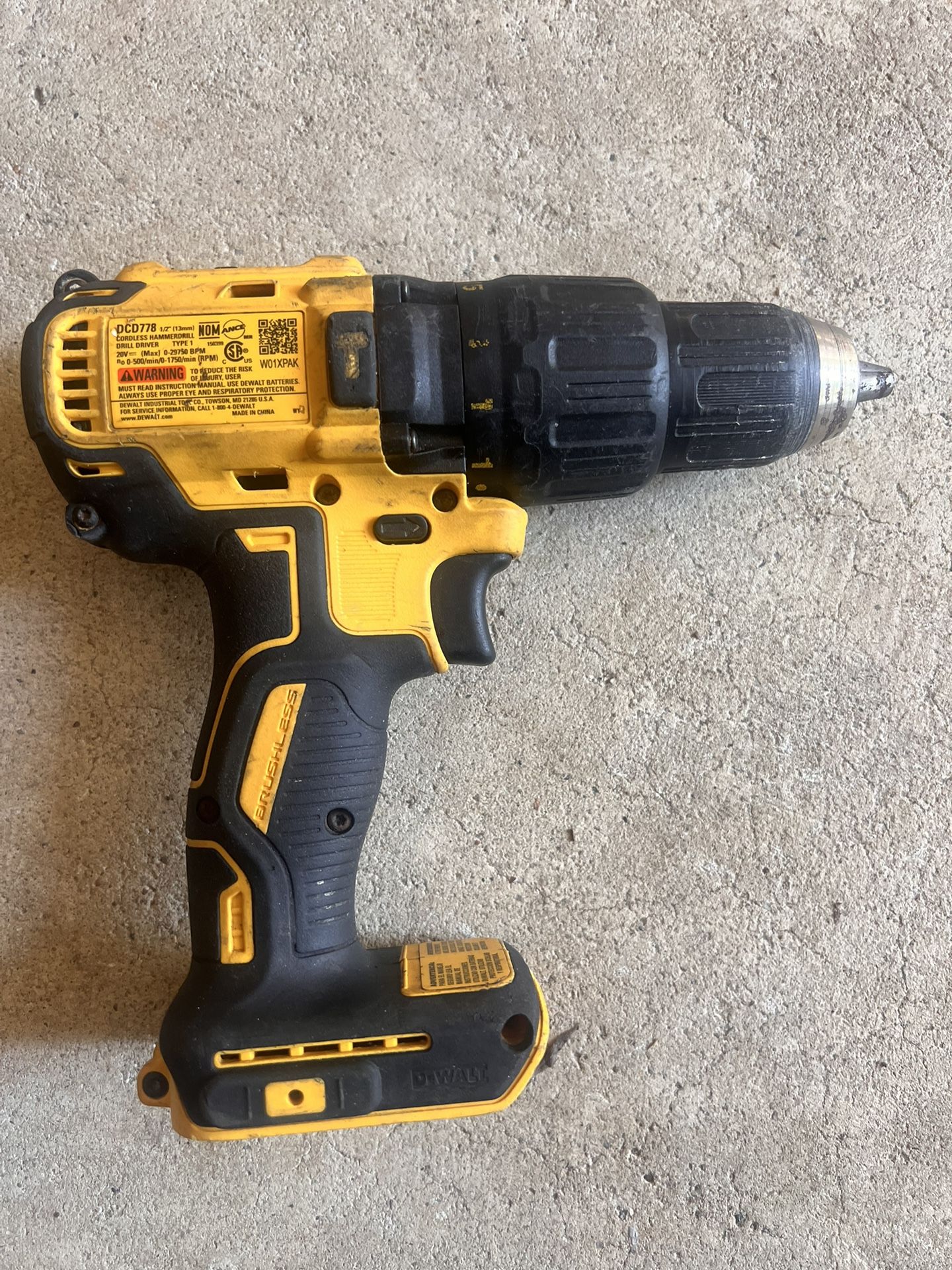 Dewalt xr 20v brushless hammer drill