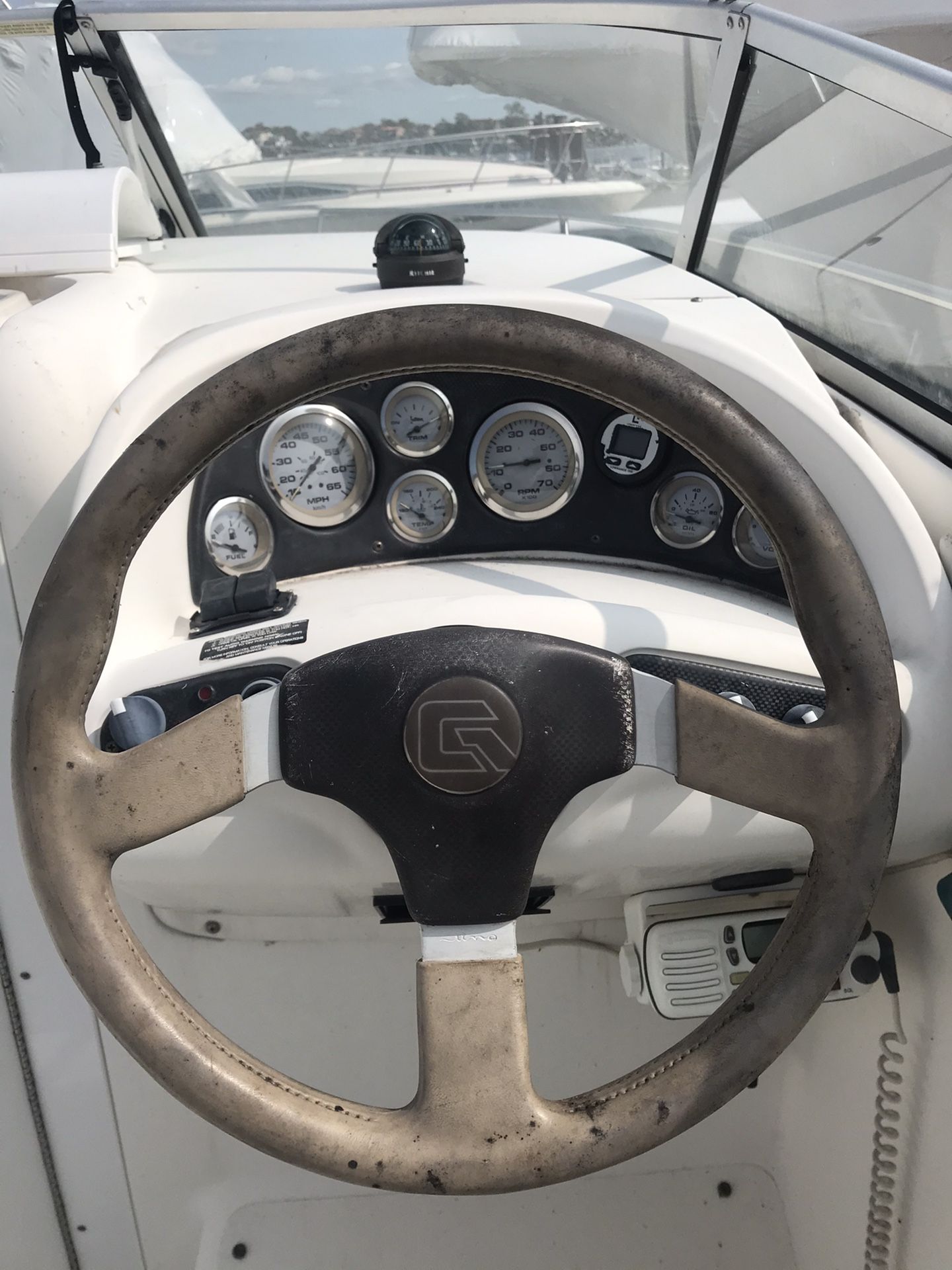 Dino steering wheel used good condition