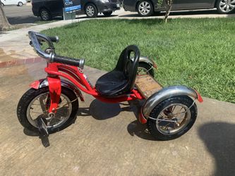 Toddler tricycle