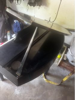 Baldwin DG100 Digital Baby Grand Piano