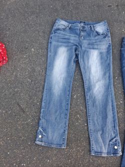 Women's Light Wash Bootcut Jeans