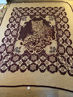 Large Woven Blanket with Leopard Print