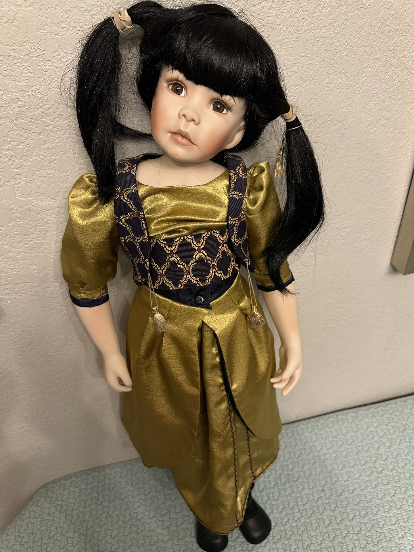 2003 Signed Numbered Linda Murray Porcelain Collectors Doll Large 30” Gorgeous