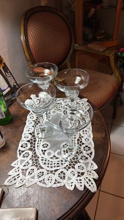 set Up For High-Quality Crystal Margarita Glasses