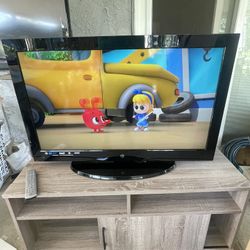  🔥BRAND NEW TV with TV  STAND 
