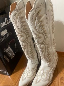 White durango tall womens boots size 6.5