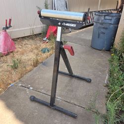 Husky 23–43 in. Stationary Steel Roller Stand with Edge Guide