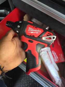 Screwdriver Cordless