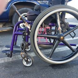 Fully Adjustable To Grow With Ur Child. 