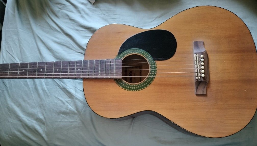 Sunlite Acoustic Guitar