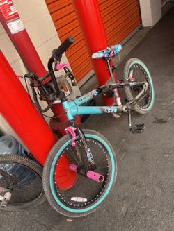 BMX BIKE