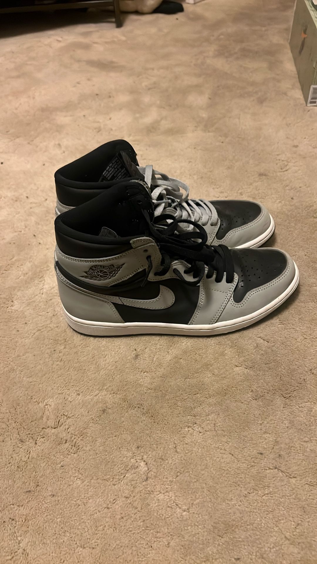 Jordan 1 Shadow