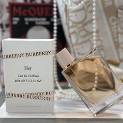 Burberry Her Eau de Parfum Spray | 100ml / 3.3 fl oz
