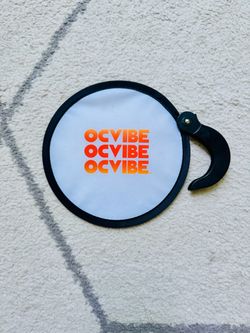 daisy chain x oc vibe exclusive handheld fan with hook