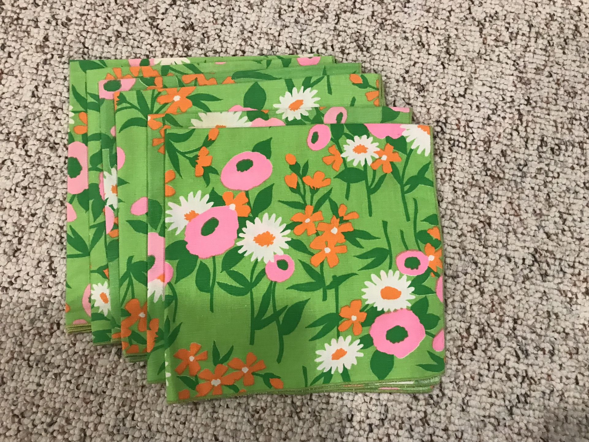 Napkins-cloth
