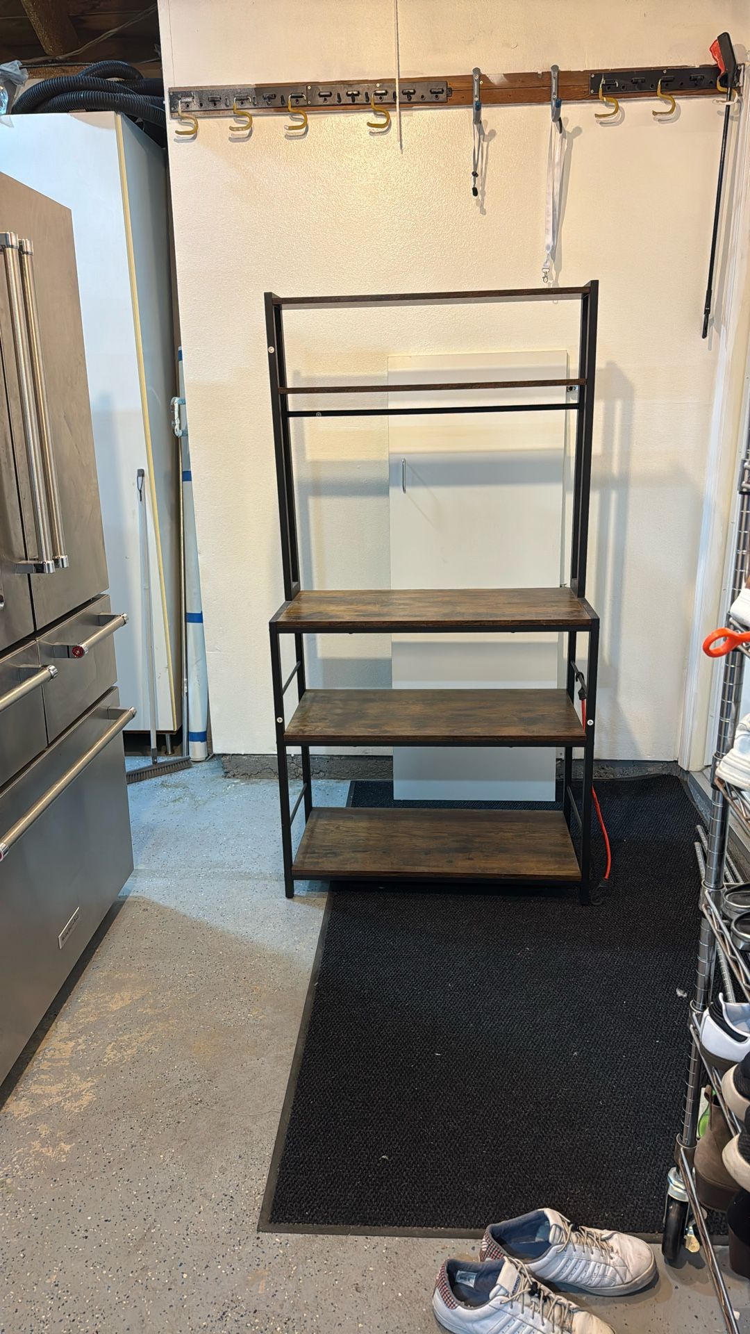 Standing Kitchen Baker’s Rack