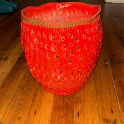 strawberry plant pot