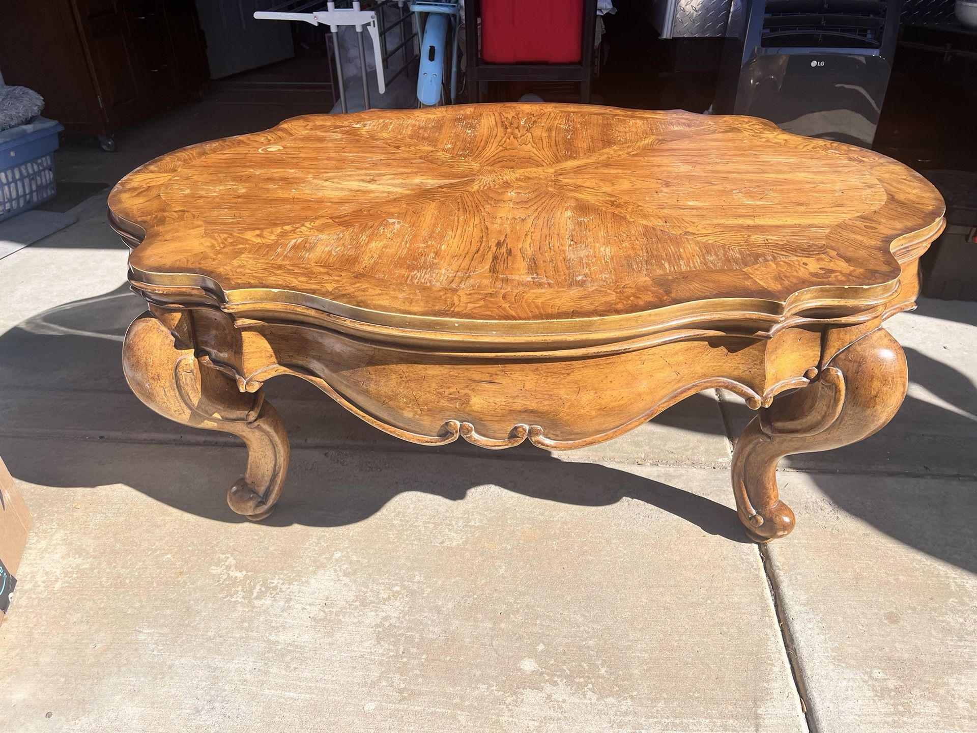 Sturdy Coffee and End Table