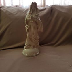 15" Ceramic Madonna