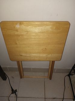 MESA PEQUEÑA PLEGABLE