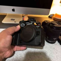 Canon r6 camera body only