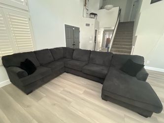 Sectional couch