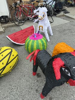 Piñatas