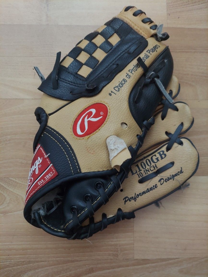 Rawlings Baseball Glove