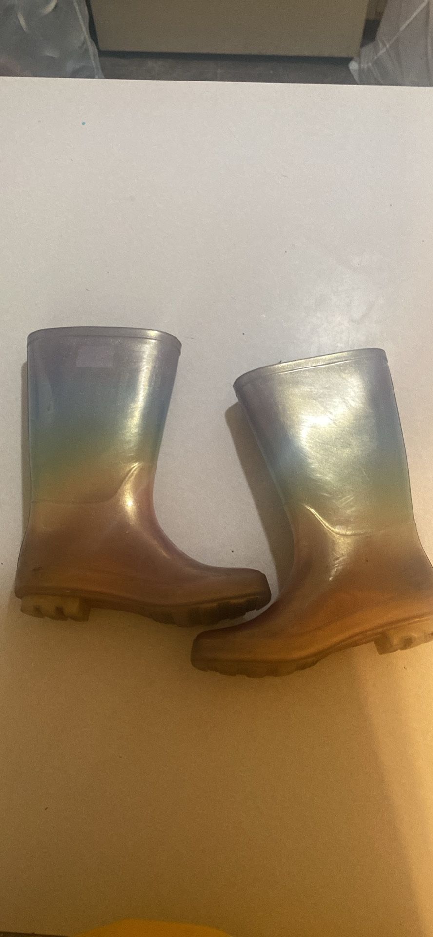 Size 4 Rain boots
