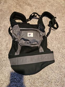 Ergobaby Baby Carrier Used Without Tears Or Damage