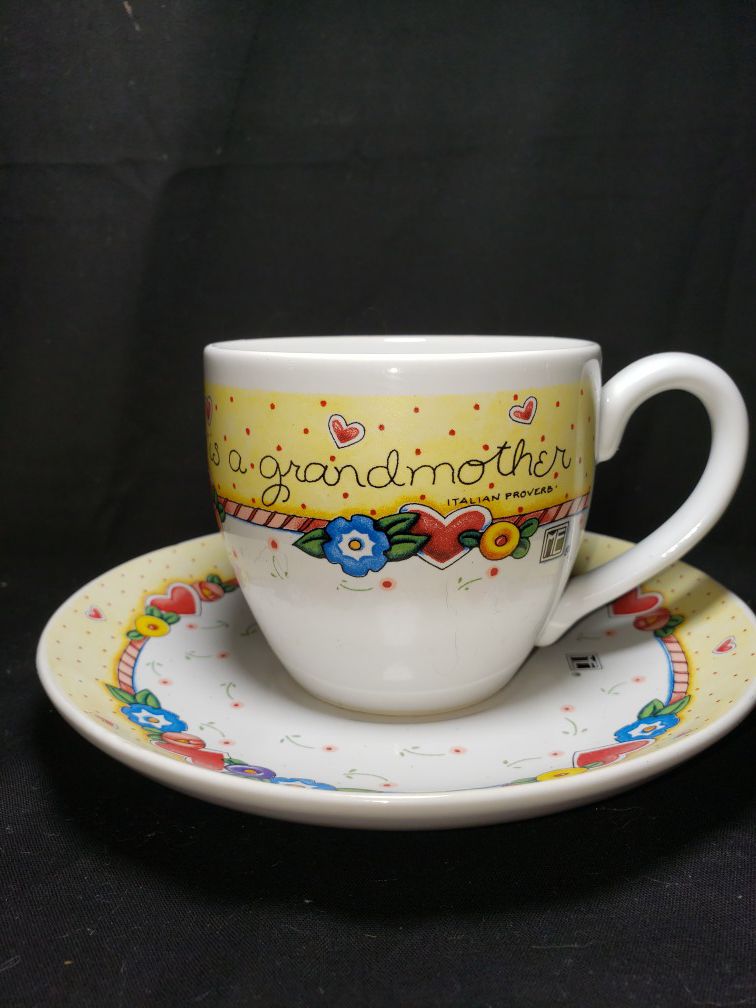When a grandma is born cup & saucer