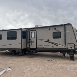 2015 Forest River Luxury Lite