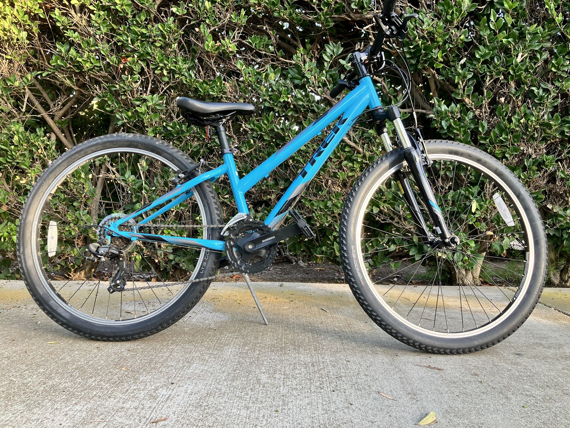 Trek Mountain Bike (XS Frame - 26” Tires)