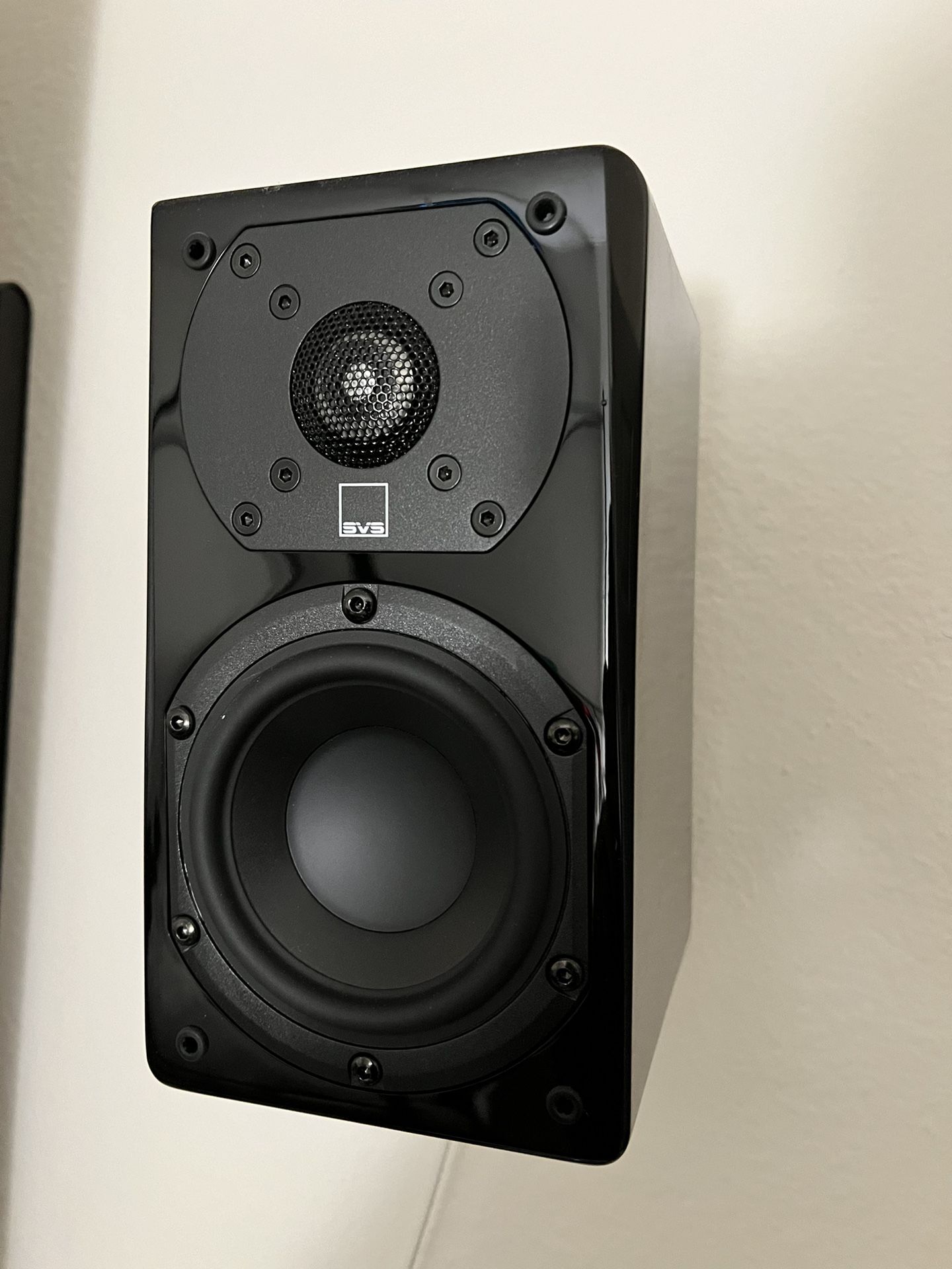 SVS Bookshelf Speakers And Pioneer Elite Receiver 