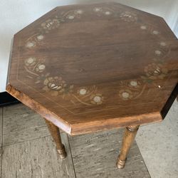 Vintage style antique table 